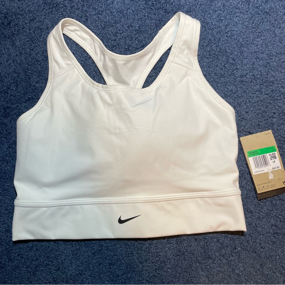 Nike Women's White Sports Bra w/ removable padding